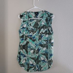 Sleeveless top
